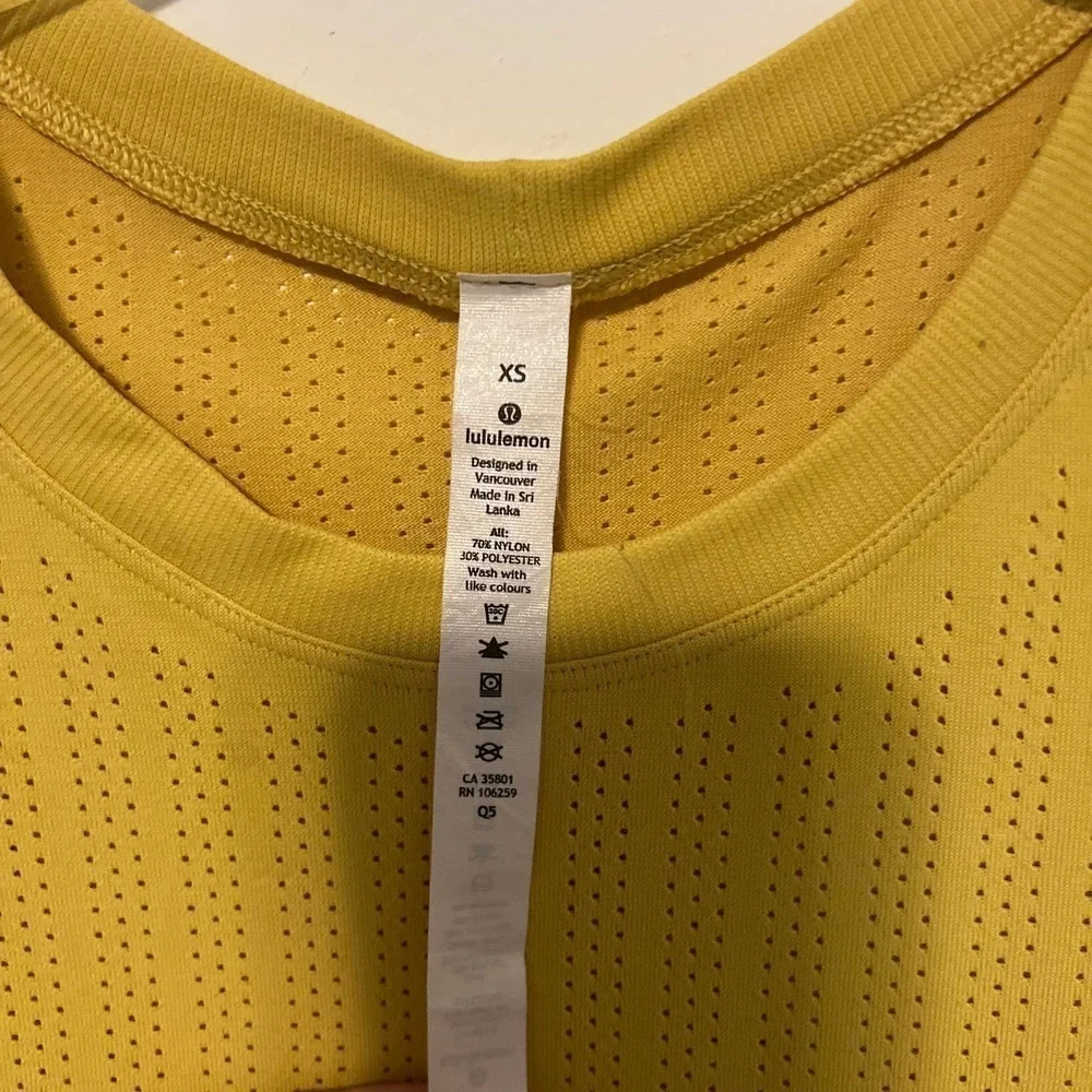 Lululemon Relaxed Short Sleeve Tee Olive 6 NWOT